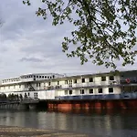 بوتيل Aquamarina 3*
