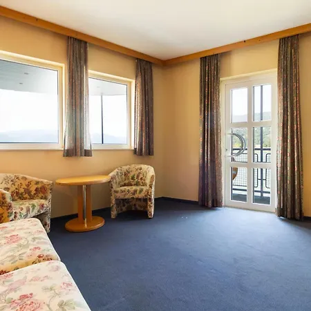 Aquamarina Bateau-hôtel 3*