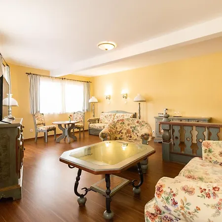 Úszó hotel Aquamarina Visegrád