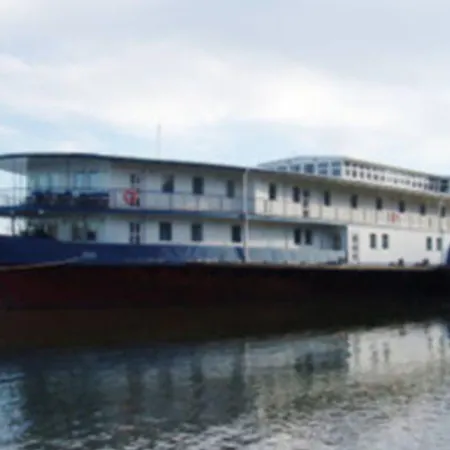 Úszó hotel Aquamarina Visegrád