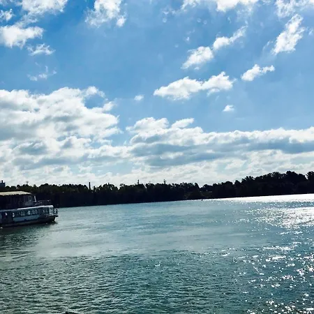 Úszó hotel Aquamarina